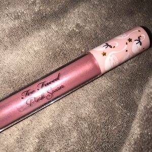 Too Faced Pink Swan lip gloss 💋✨
